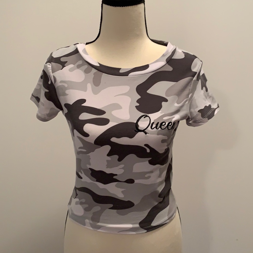 🔵Grey army queen t shirt